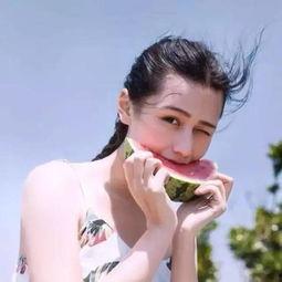 娱乐吃瓜群头像图片女生,揭秘娱乐吃瓜群头像中的魅力女生
